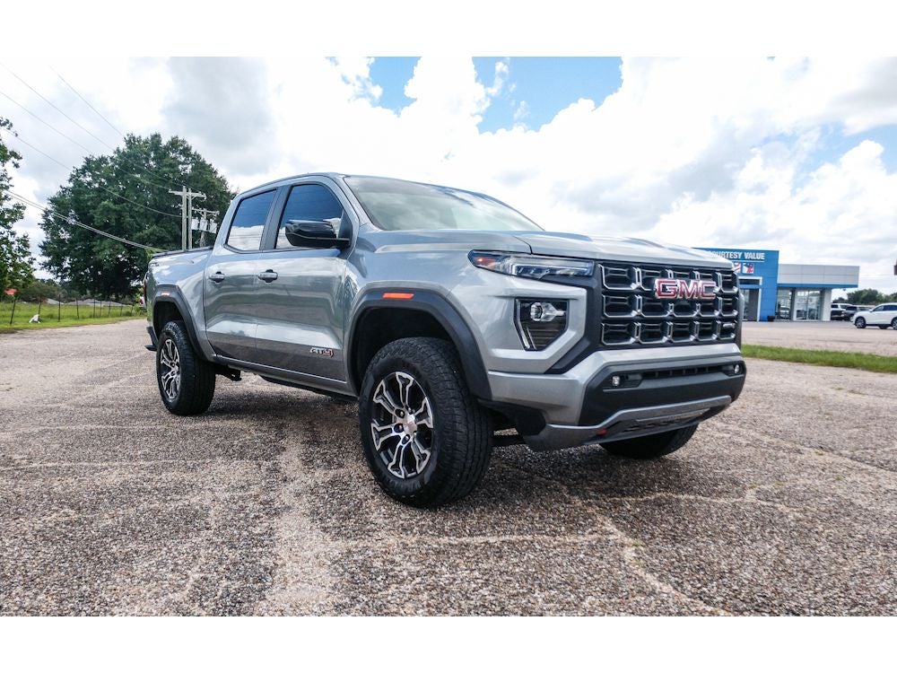 2025 GMC Canyon 4WD AT4
