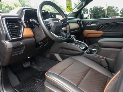 2025 GMC Canyon 4WD AT4