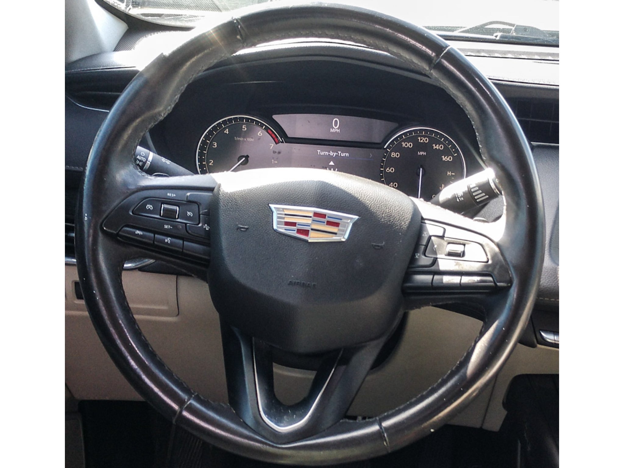 2019 Cadillac XT4 FWD Premium Luxury