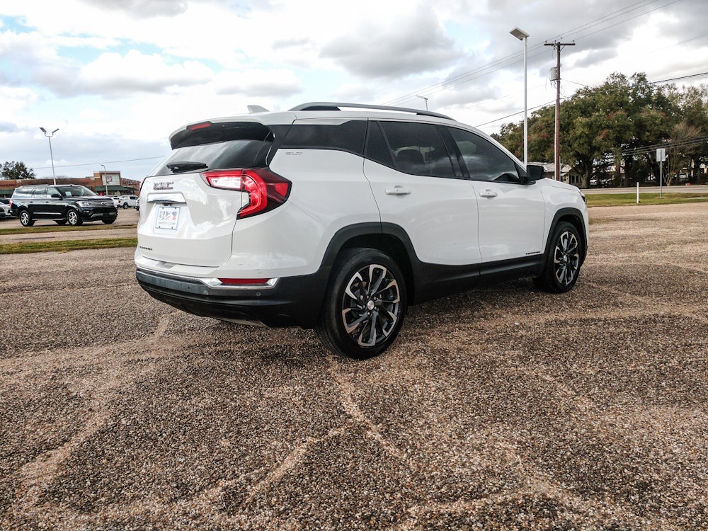 2022 GMC Terrain SLT