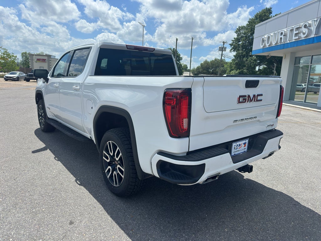 2025 GMC Sierra 1500 AT4