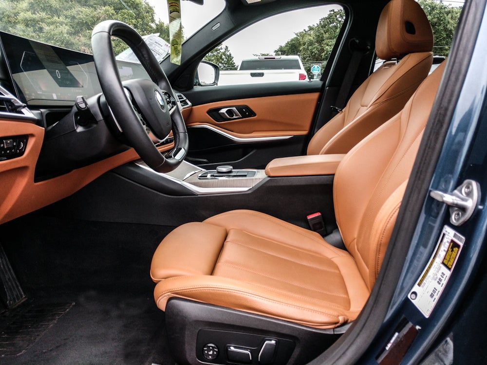 2025 BMW 3 series 330i