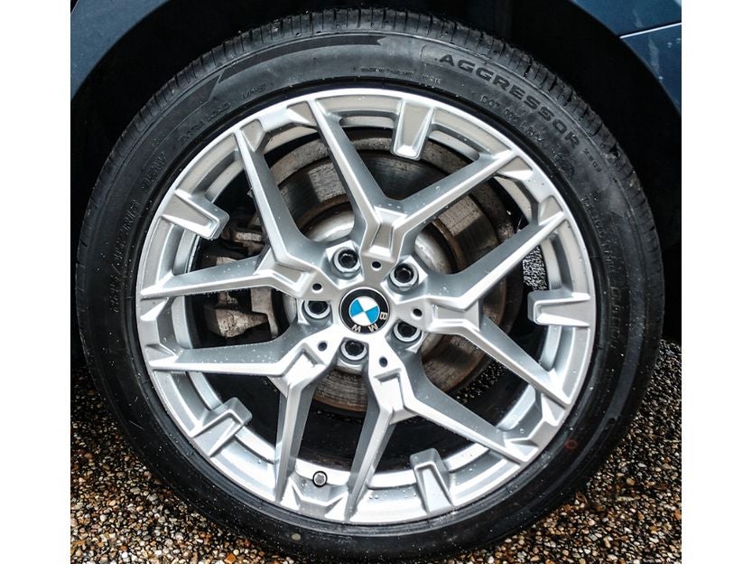 2025 BMW 3 series 330i