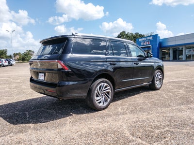 2025 Lincoln Navigator Reserve
