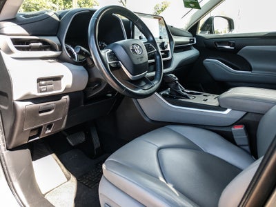 2022 Toyota Highlander Hybrid Hybrid XLE