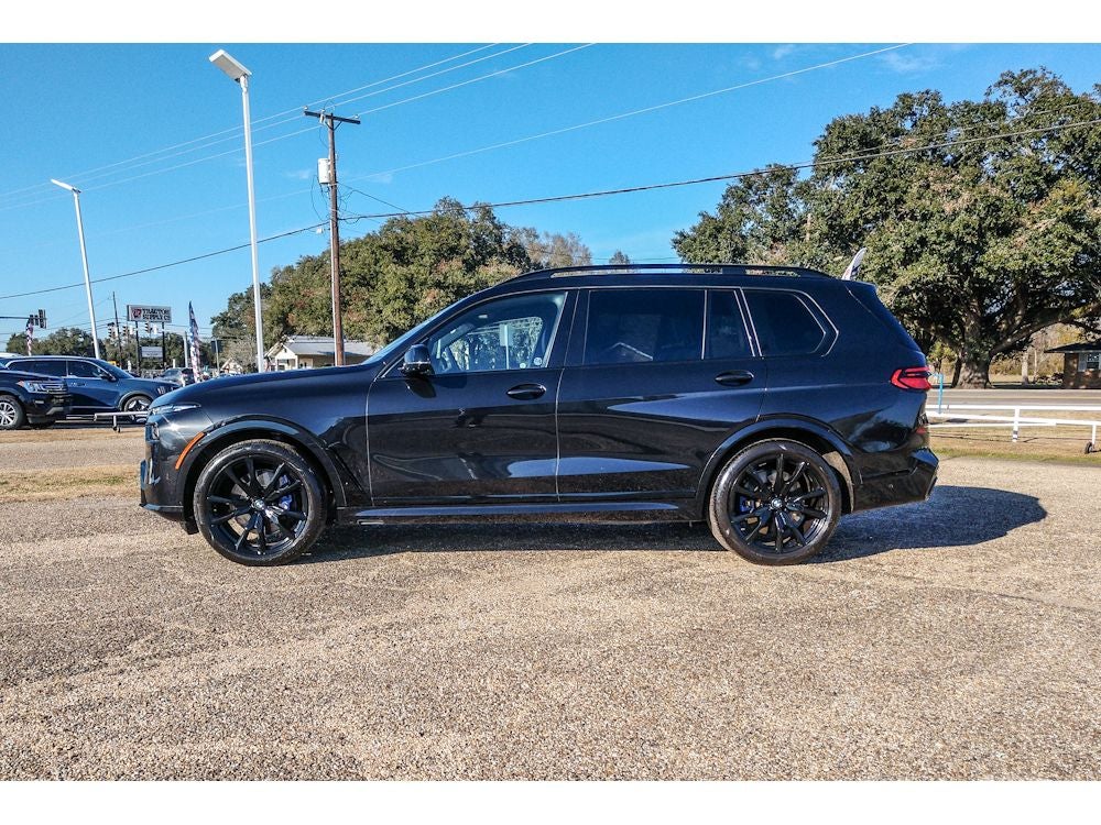 2024 BMW X7 M60i