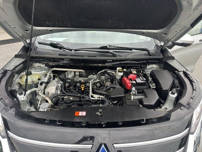 2025 Mitsubishi Outlander Base