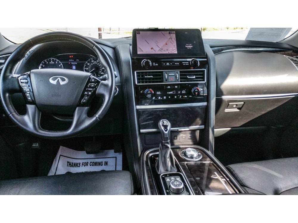 2024 INFINITI QX80 LUXE