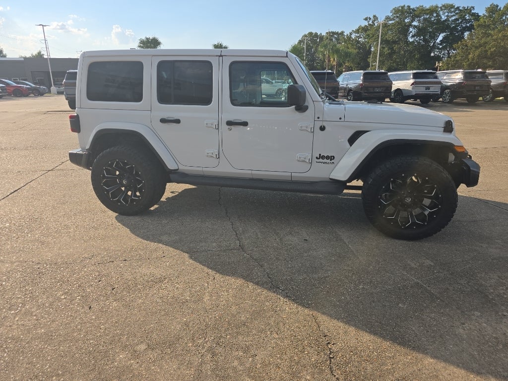2020 Jeep Wrangler Sahara Altitude