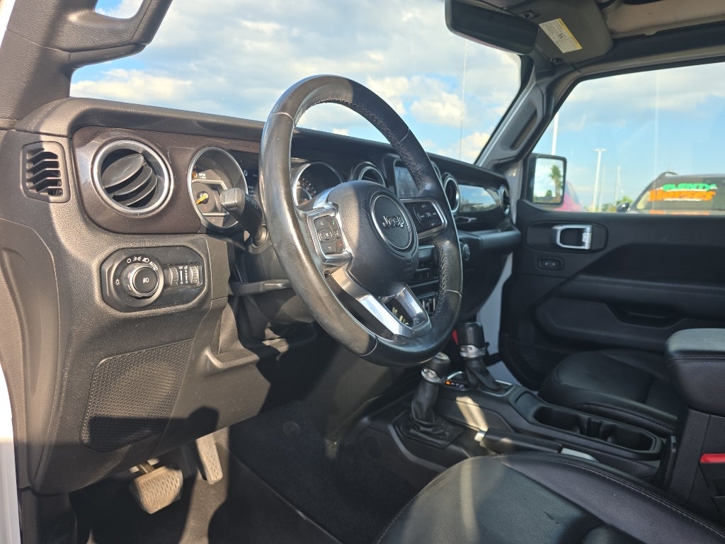 2020 Jeep Wrangler Sahara Altitude