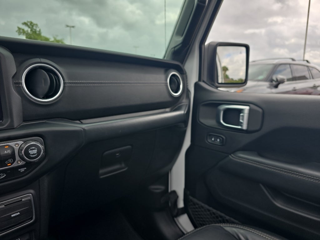 2019 Jeep Wrangler Sahara