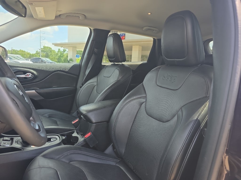 2021 Jeep Cherokee Latitude Lux