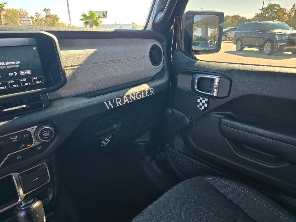 2024 Jeep Wrangler Sport