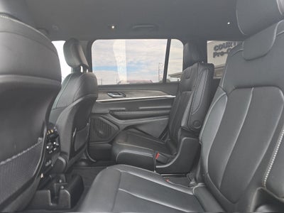 2025 Jeep Grand Cherokee L Limited Black-Out