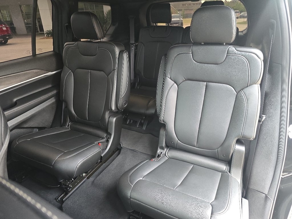 2025 Jeep Grand Cherokee L Limited Black-Out