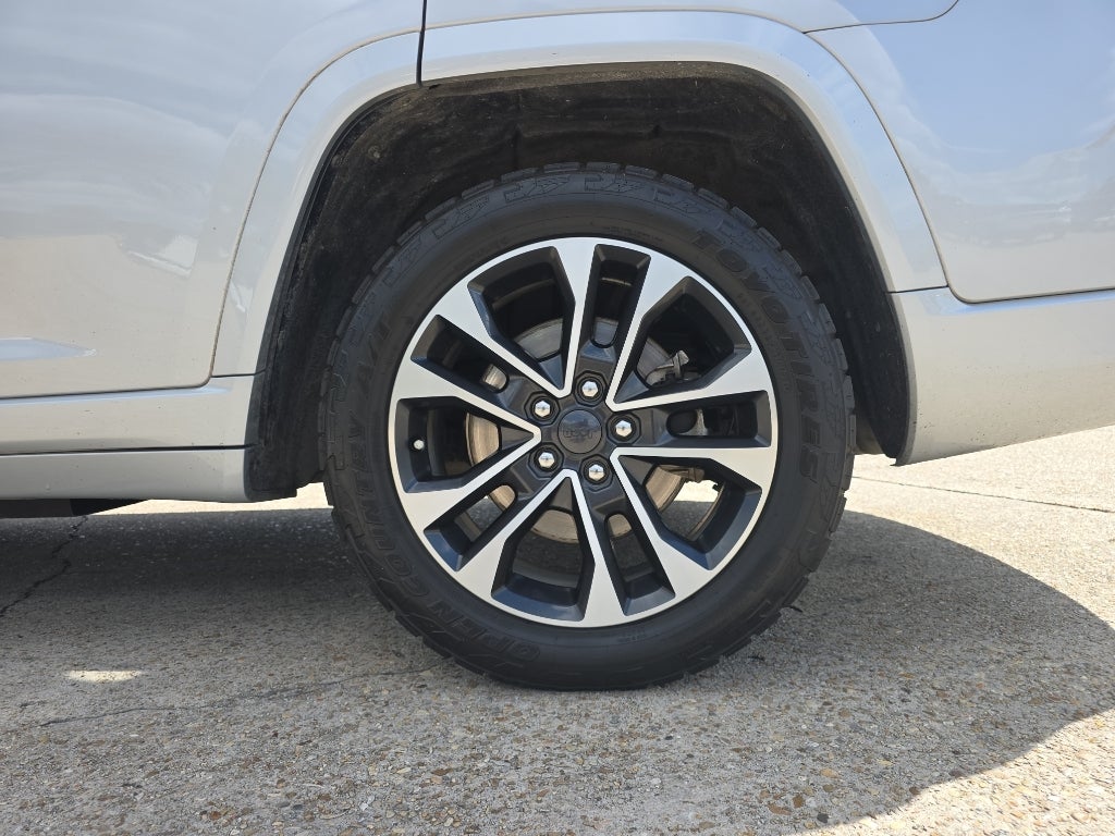 2022 Jeep Grand Cherokee L Overland