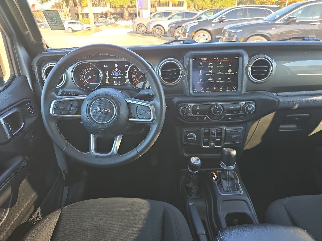 2023 Jeep Gladiator Overland