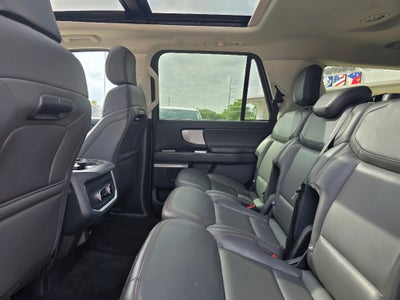 2025 Ford Expedition Active BLACKOUT 22s