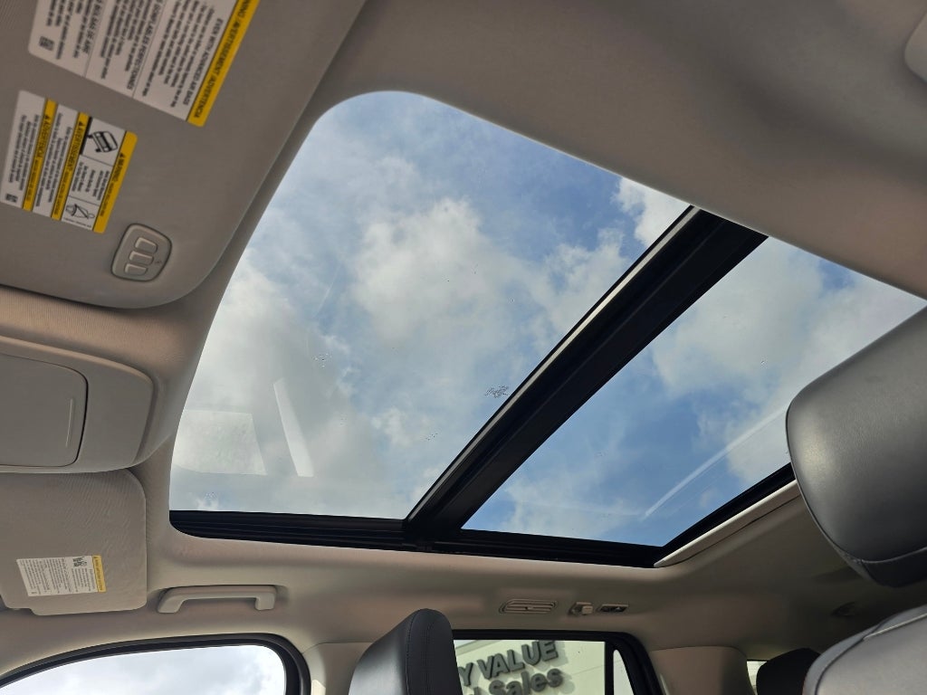 2025 Ford Expedition Active BLACKOUT 22s