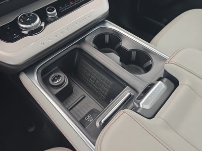 2025 Ford Expedition Active Bucket Seats