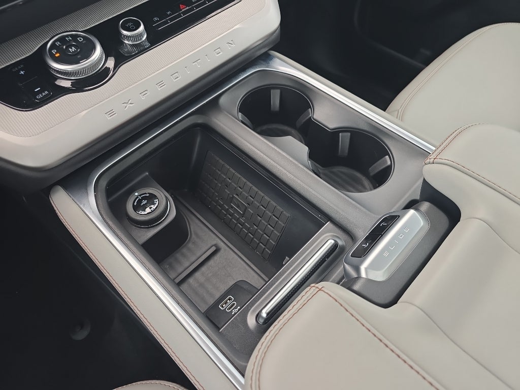 2025 Ford Expedition Active Bucket Seats