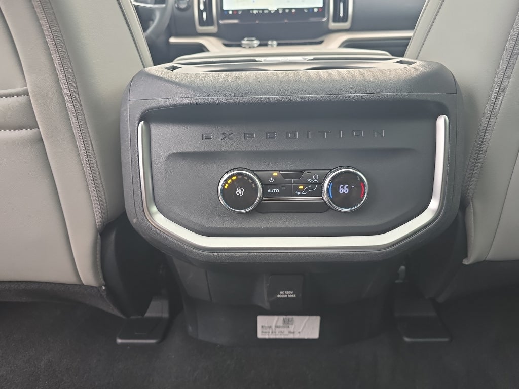 2025 Ford Expedition Active Bucket Seats