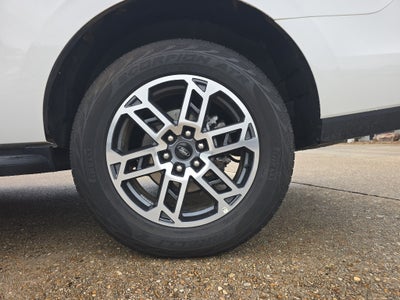 2025 Ford Expedition Active Bucket Seats