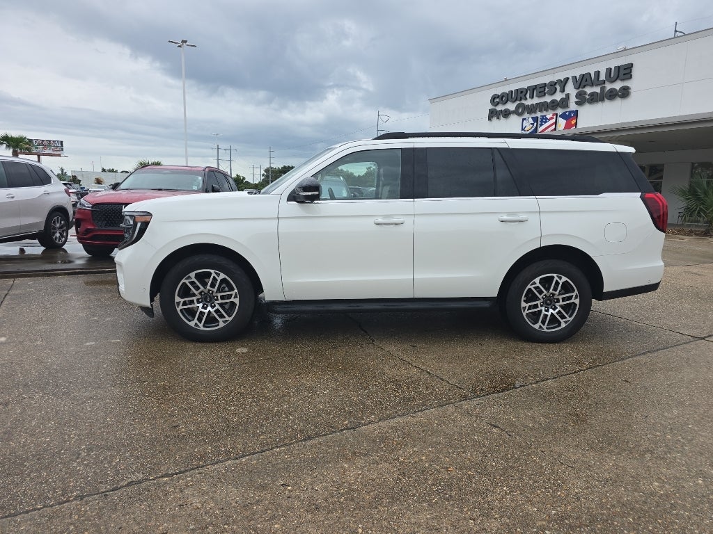 2025 Ford Expedition Active Bucket Seats