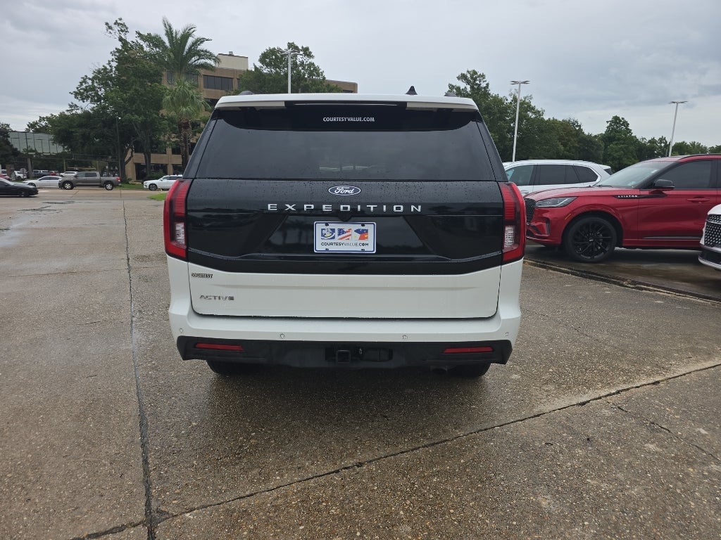2025 Ford Expedition Active Bucket Seats