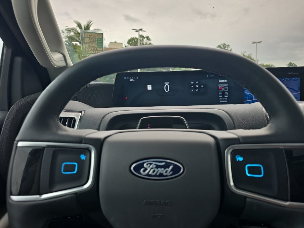 2025 Ford Expedition Active Bucket Seats