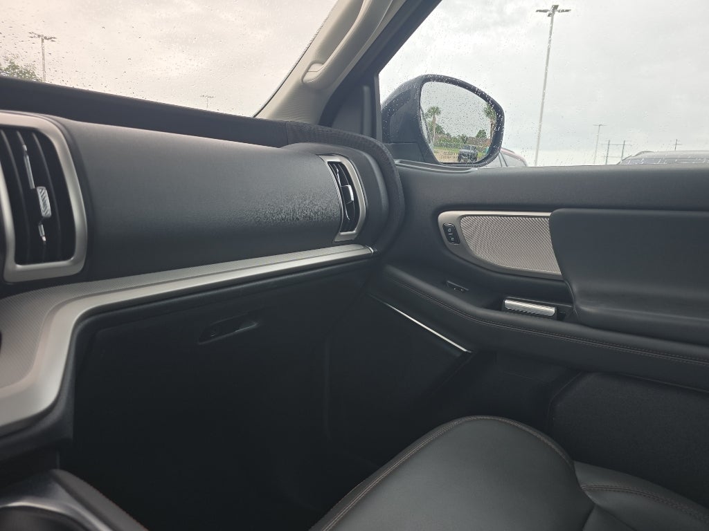 2025 Ford Expedition Active Bucket Seats
