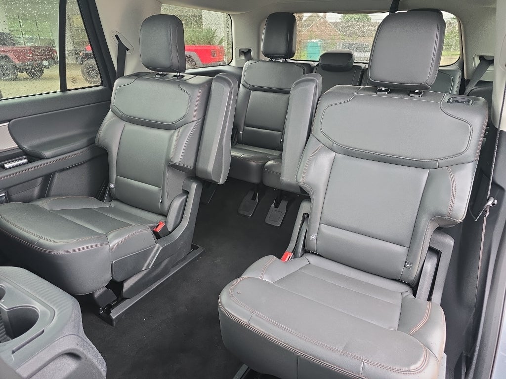 2025 Ford Expedition Active Bucket Seats