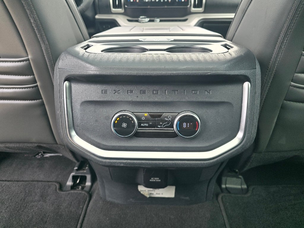 2025 Ford Expedition Active BLACKTOP 24