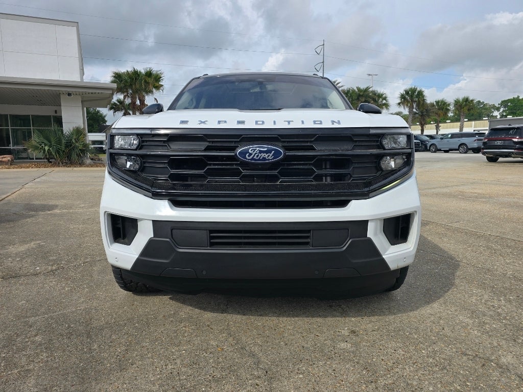 2025 Ford Expedition Active BLACKTOP 24