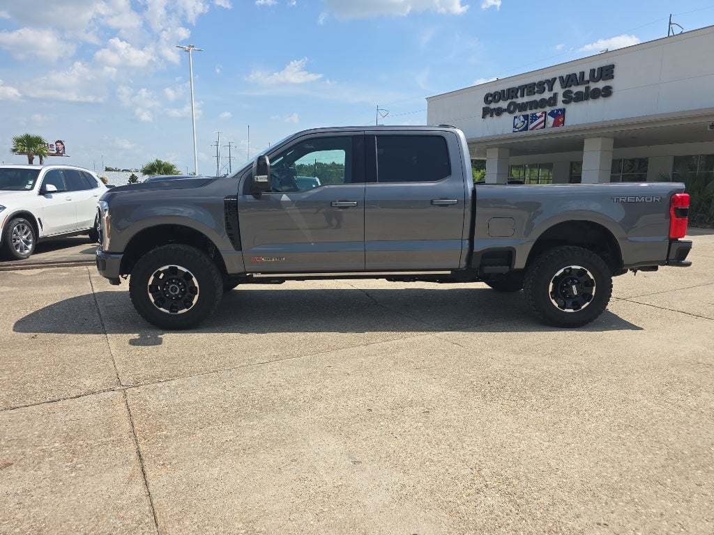 2025 Ford F-250 Super Duty Platinum Tremor