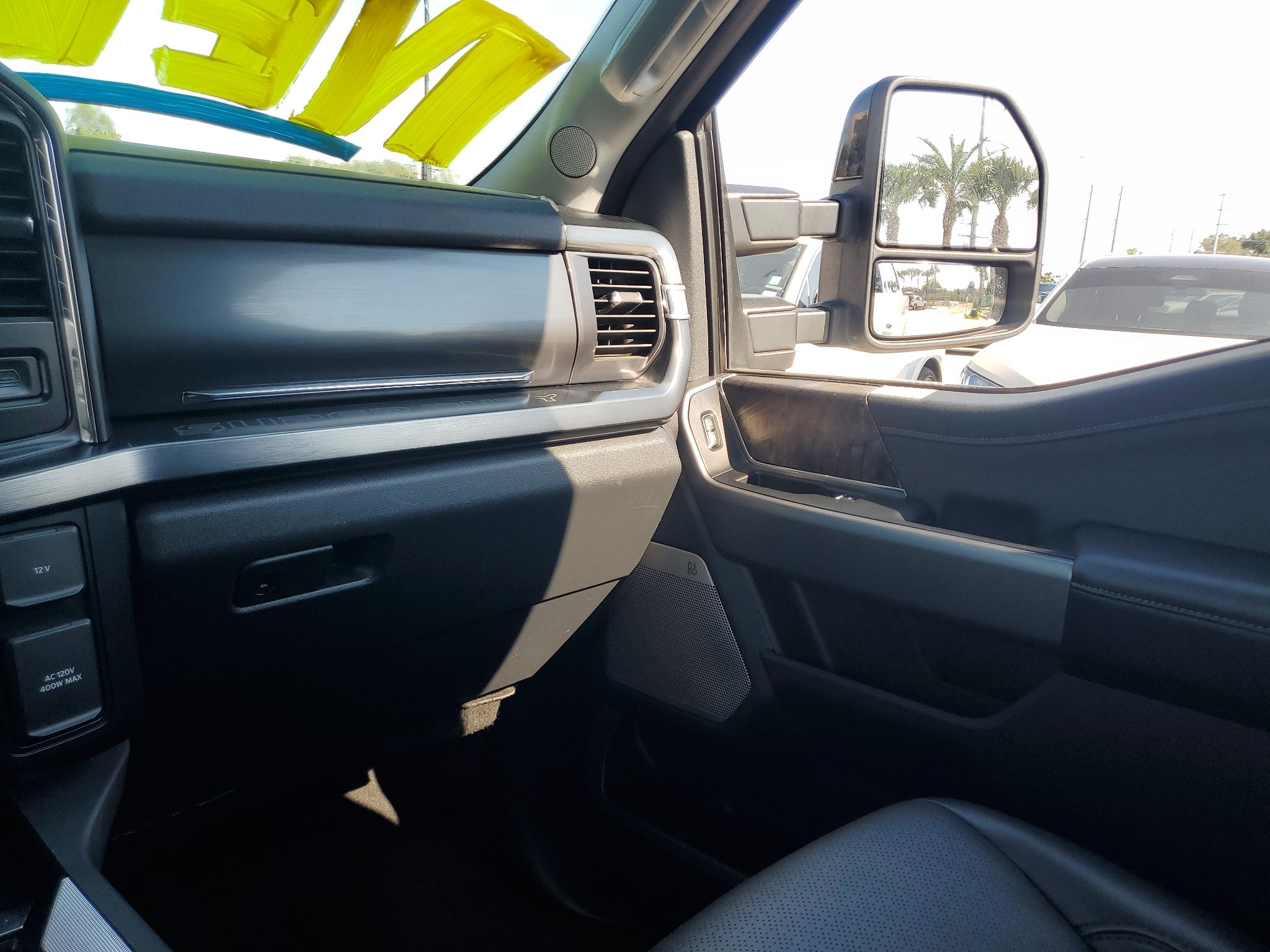 2025 Ford F-250 Super Duty LARIAT TREMOR HO 38s