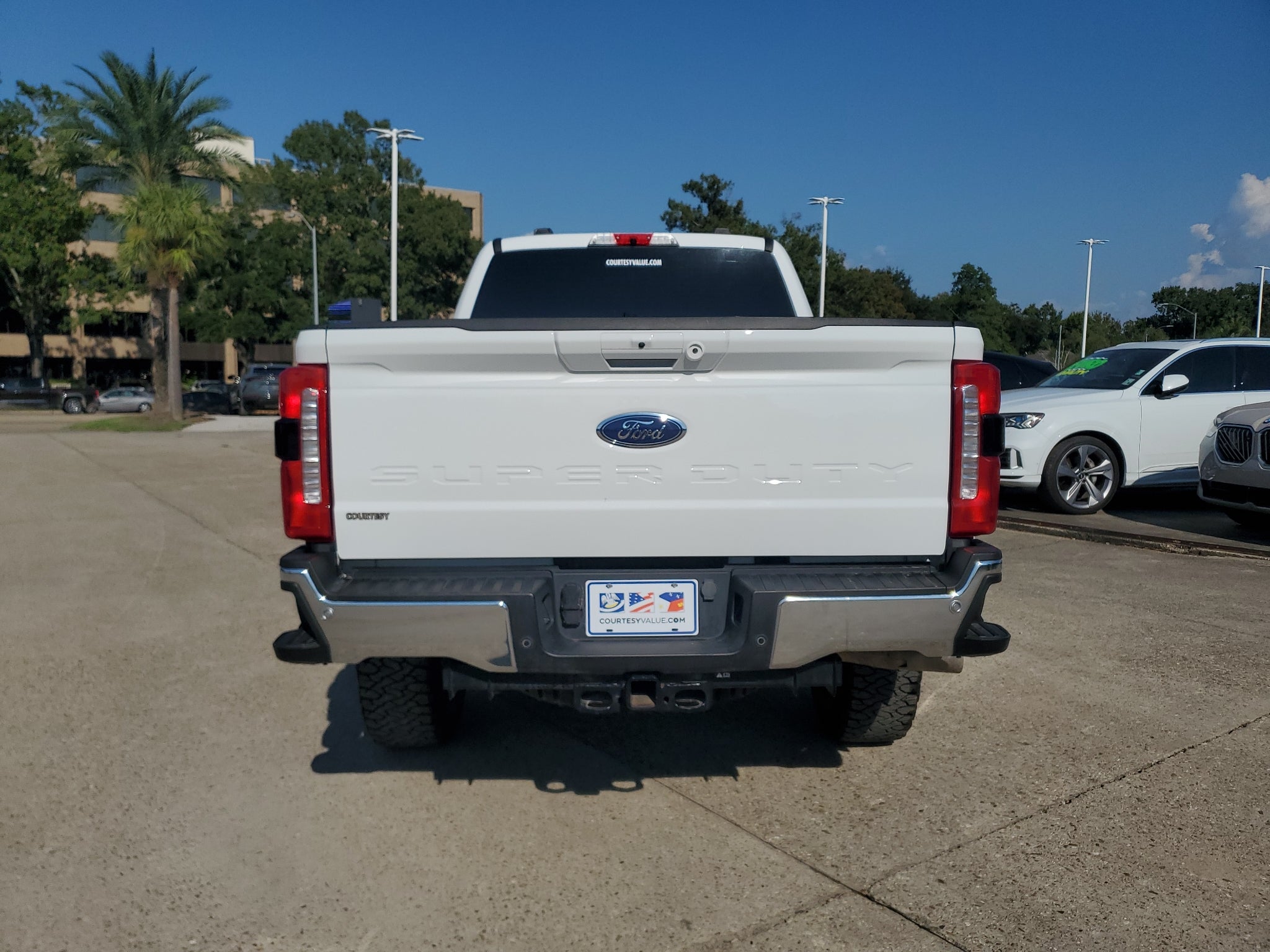 2025 Ford F-250 Super Duty LARIAT TREMOR HO 38s