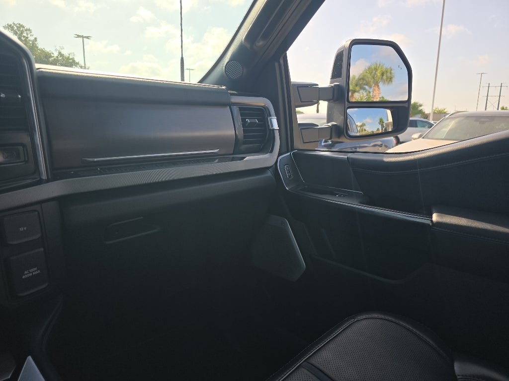 2026 Ford F-250 Super Duty Platinum 37s