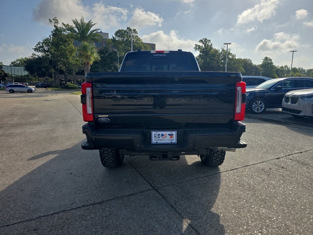 2026 Ford F-250 Super Duty Platinum 37s