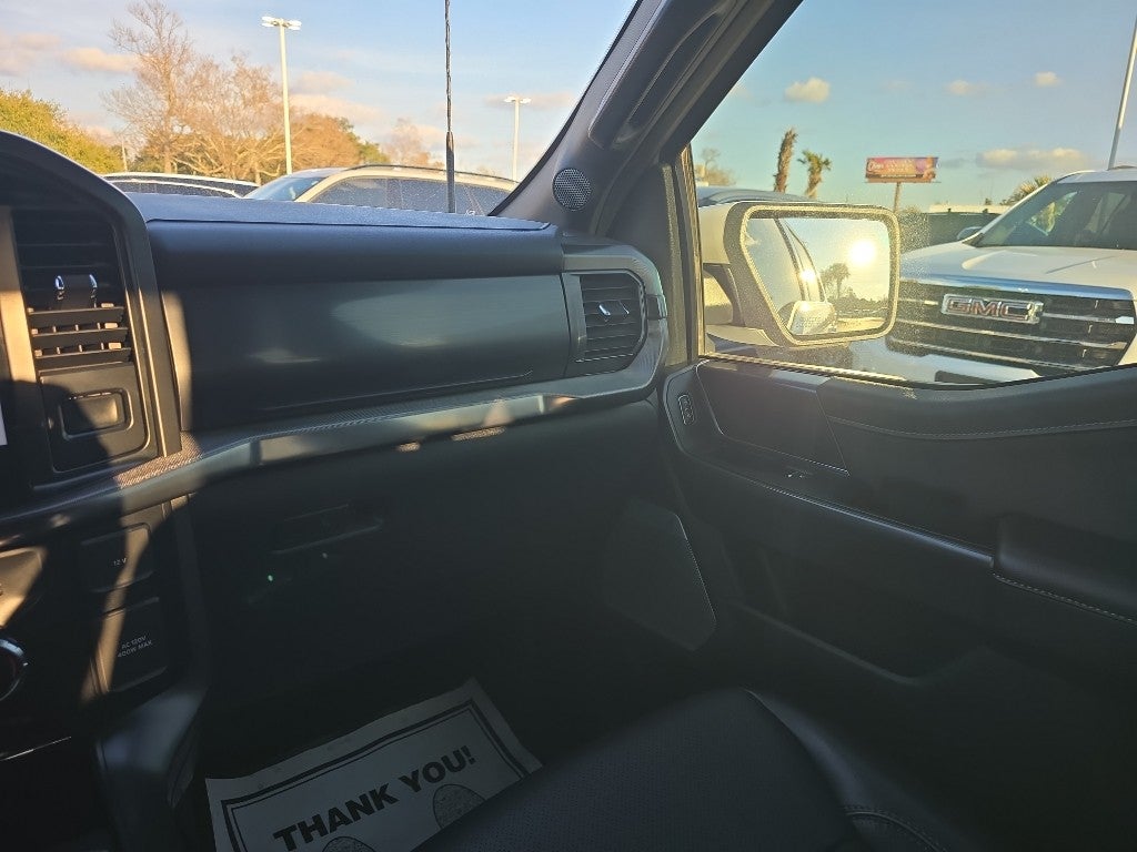 2024 Ford F-150 LARIAT SPORT BLACK-OUT