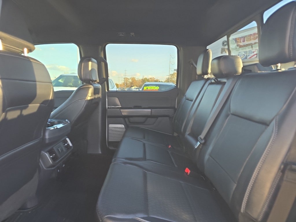 2024 Ford F-150 LARIAT SPORT BLACK-OUT