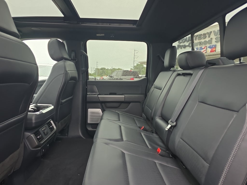 2025 Ford F-150 LARIAT SPORT BLACK-OUT