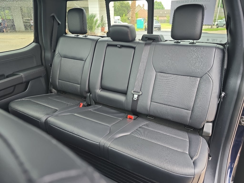 2025 Ford F-150 LARIAT SPORT BLACK-OUT