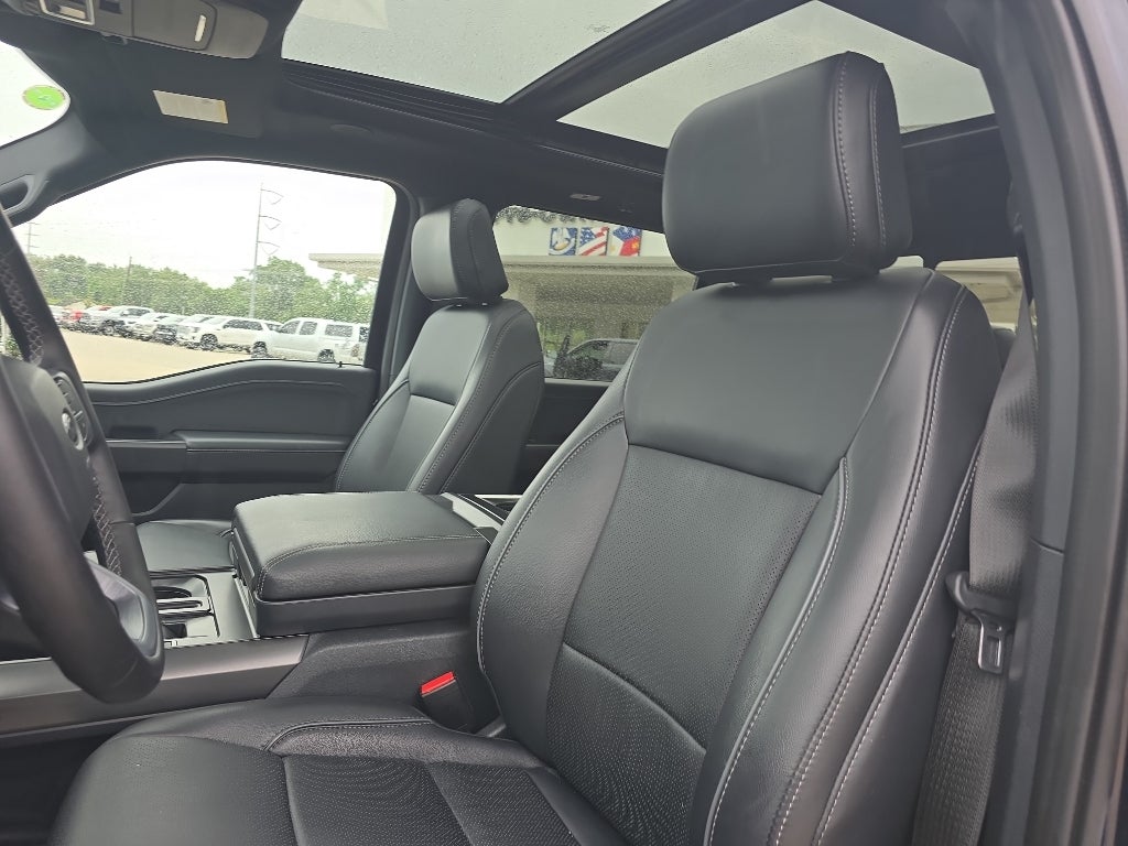 2025 Ford F-150 LARIAT SPORT BLACK-OUT