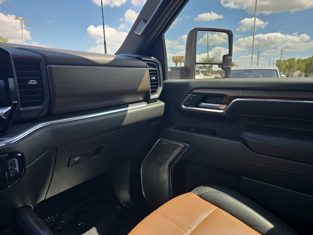 2024 Chevrolet Silverado High Country