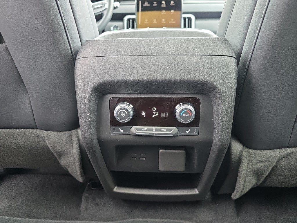 2025 GMC Acadia AWD Elevation Premium LUX Package