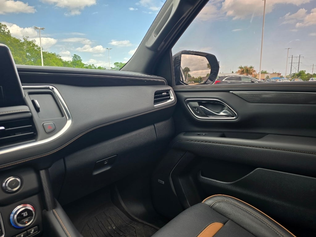 2024 GMC Yukon Ultimate AT4 24s