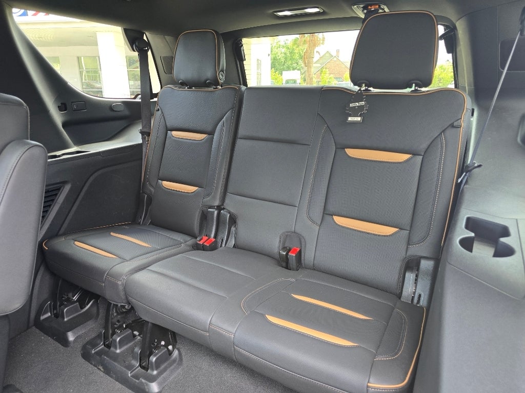 2024 GMC Yukon Ultimate AT4 24s