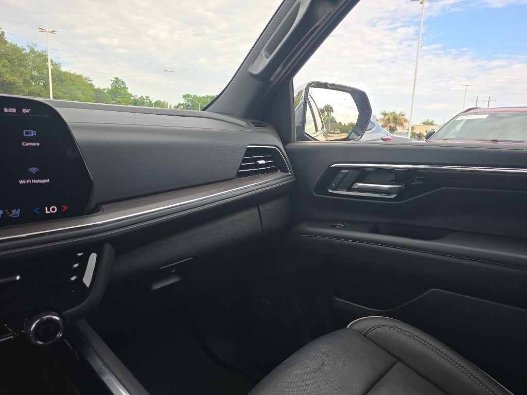 2025 Chevrolet Tahoe Premier 24s