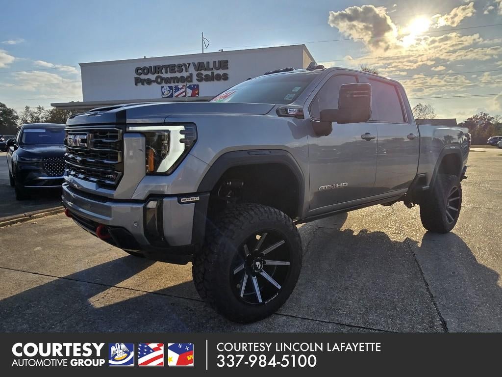 2024 GMC Sierra AT4